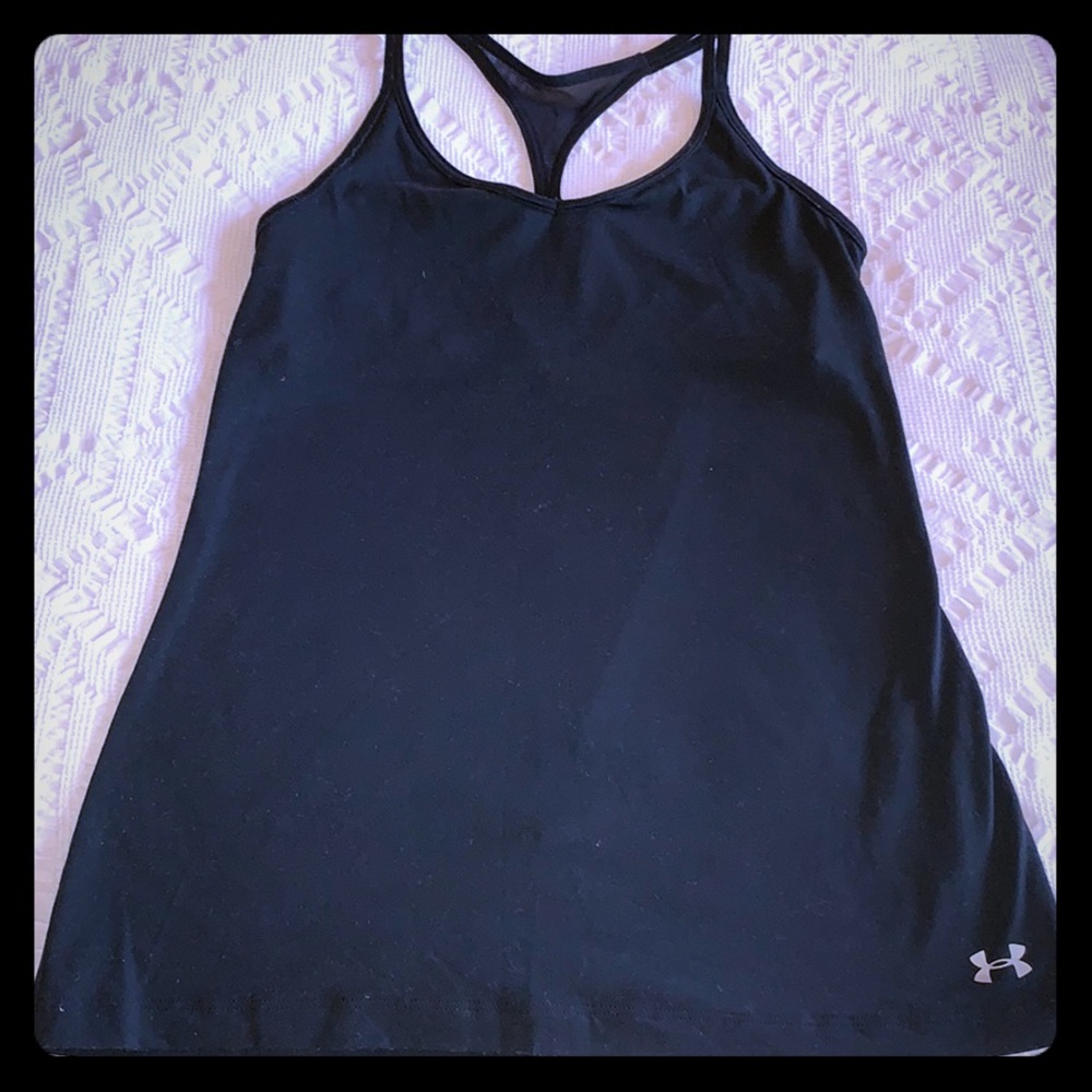 Women’s Under Armour form fitting tank